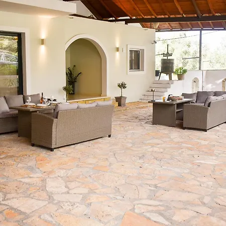 Hébergement de vacances Casa Ankilena - Corfu Garden Bliss Sinarádes